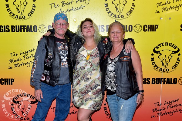 View photos from the 2016 Meet N Greet Elle King Photo Gallery